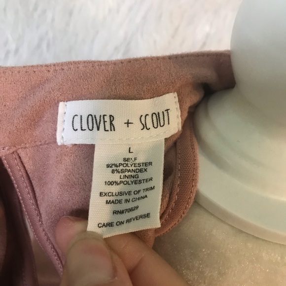 CLOVER & SCOUT Pinkish Mauve Tank Top with Cut Out - Picture 4 of 4